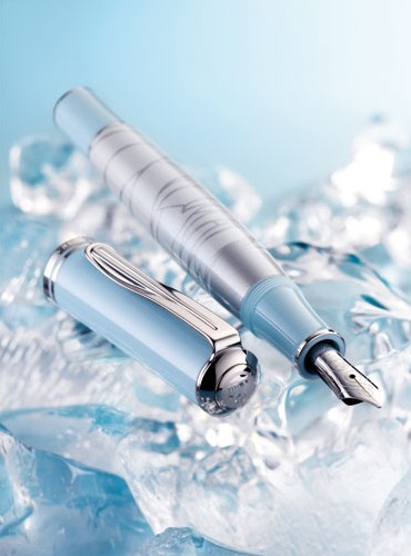 caneta tinteiro Pelikan Eternal Ice